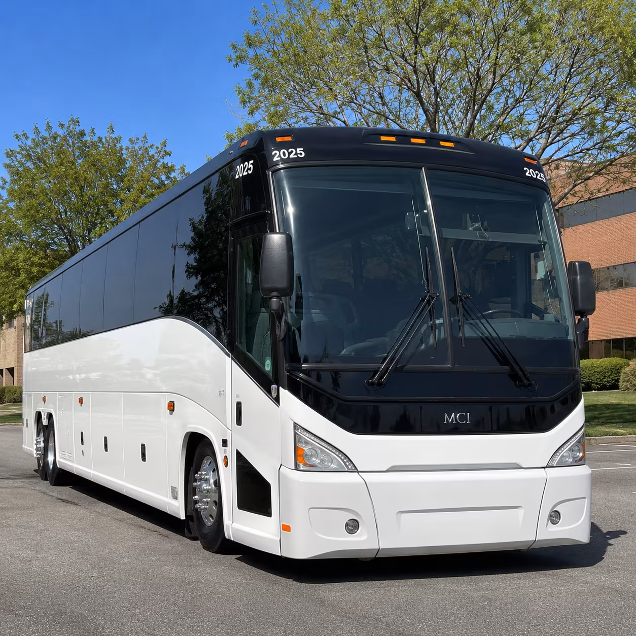 field trip buses to thanksgiving point and loveland living planet aquarium